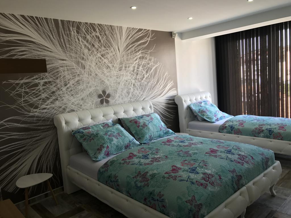 Apartment Ajla 투즐라 외부 사진
