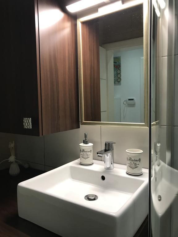 Apartment Ajla 투즐라 외부 사진