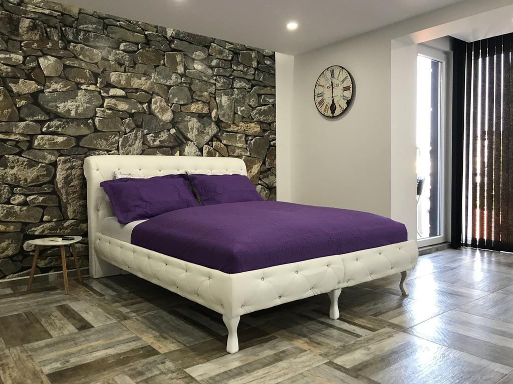 Apartment Ajla 투즐라 외부 사진