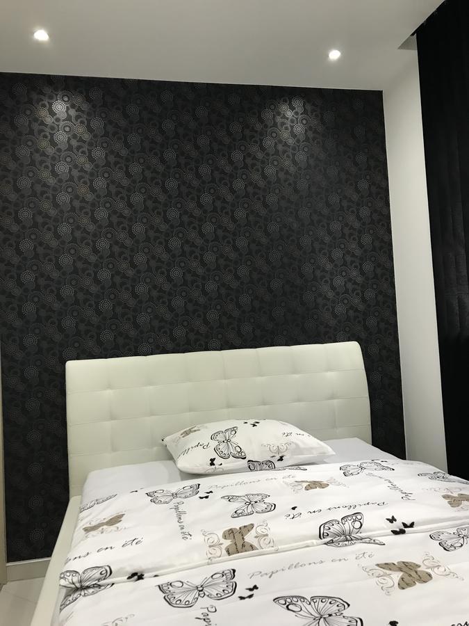 Apartment Ajla 투즐라 외부 사진