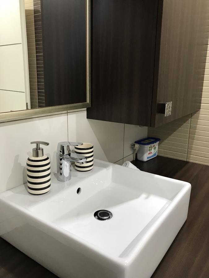 Apartment Ajla 투즐라 외부 사진