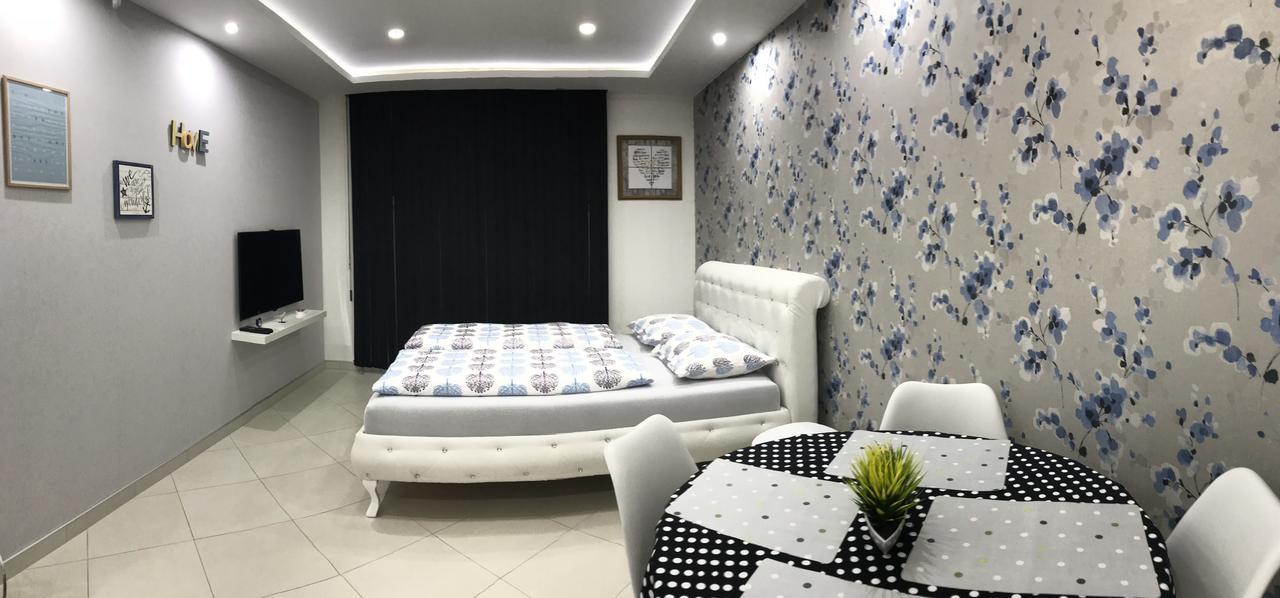 Apartment Ajla 투즐라 외부 사진