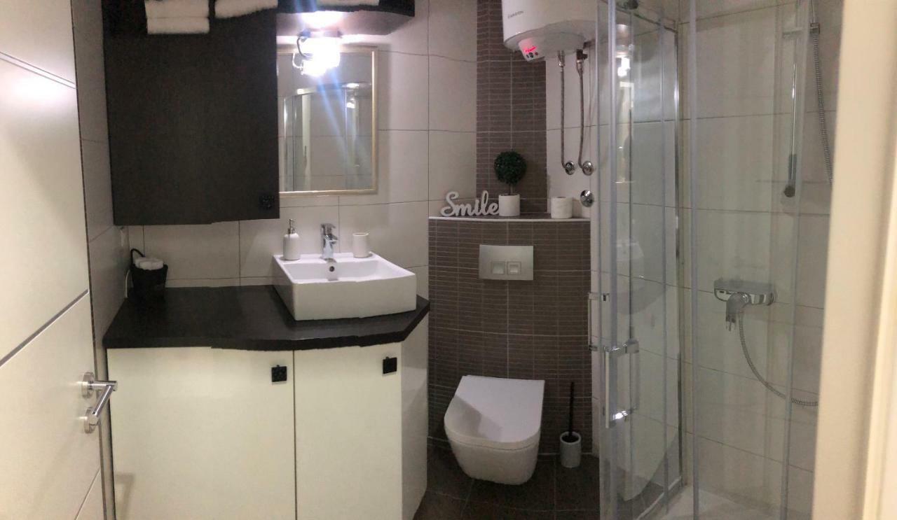 Apartment Ajla 투즐라 외부 사진